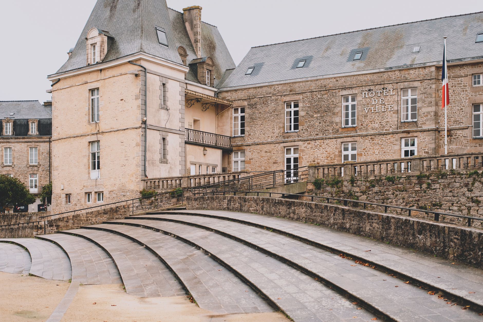 Déclarer son concours en préfecture et mairie : démarches, délais, formulaires